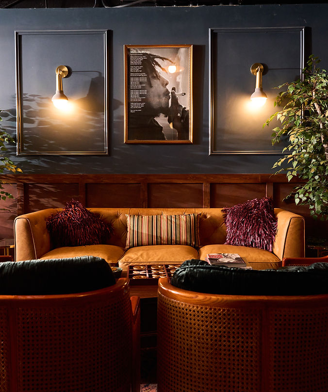 A members-only cannabis lounge located in the heart of Sunset Blvd.